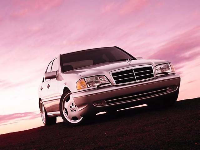 Another cool mercedes! has been viewed 7